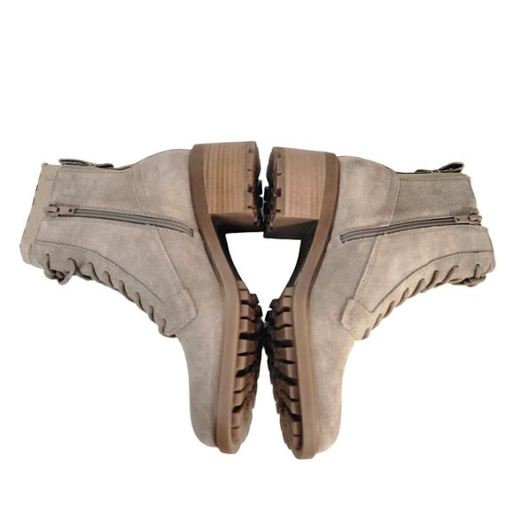 New - LUCKY BRAND Suede Lace Up Lug Sole Booties Tan | Size 9.5 - Picture 6 of 12